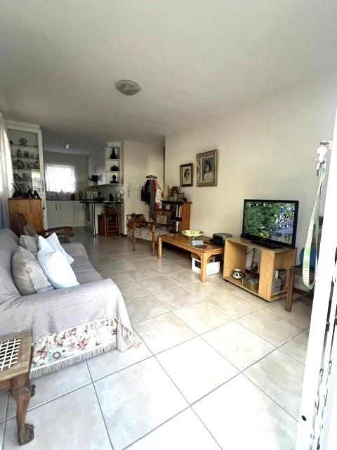 1 Bedroom Property for Sale in Walmer Eastern Cape
